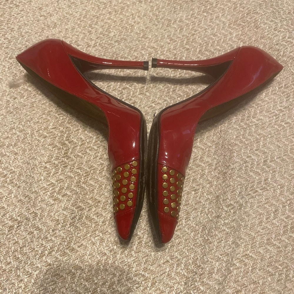 Stuart Weitzman Pointy Closed Toe Pumps With Gold… - image 2